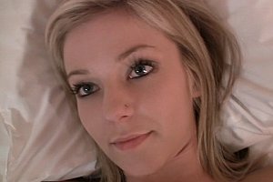 日本漂亮人妻被黑人大黑炮 Porn